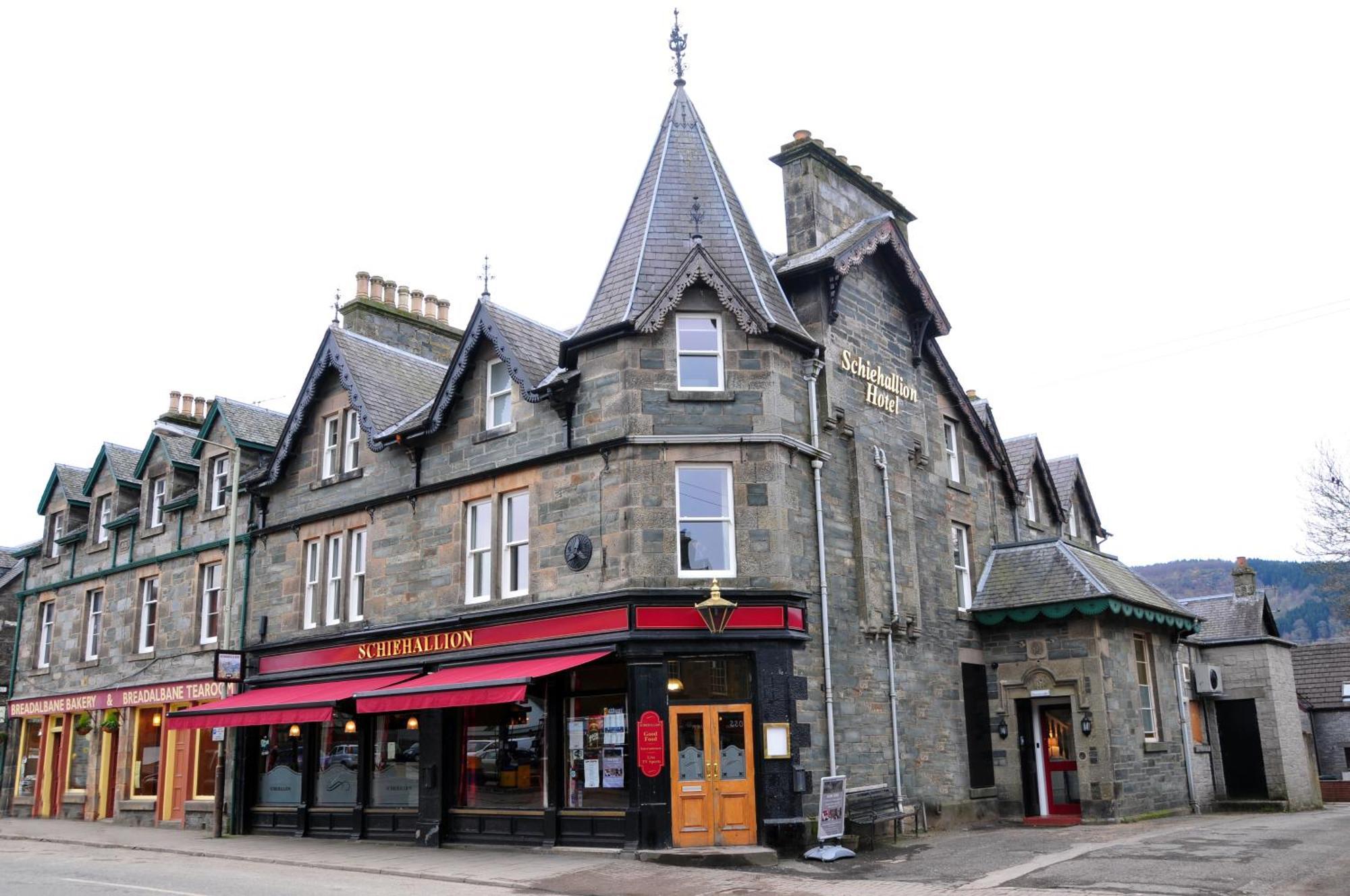 Schiehallion Hotel 애버펠디 외부 사진